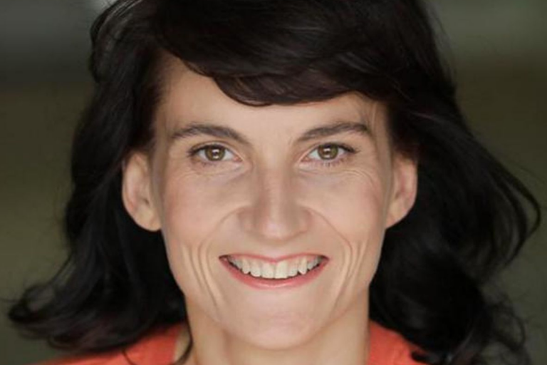 VÉRONIQUE BRET VÉRONIQUE BRET